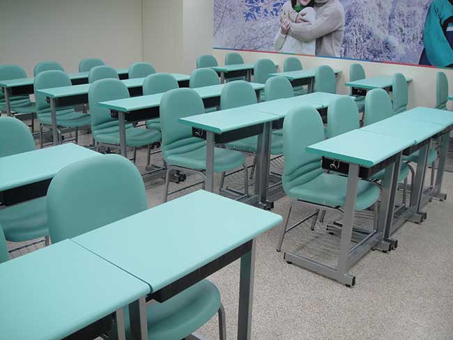 HZ101E-1 學生升降課桌椅(含桌椅) - 點擊圖像關閉